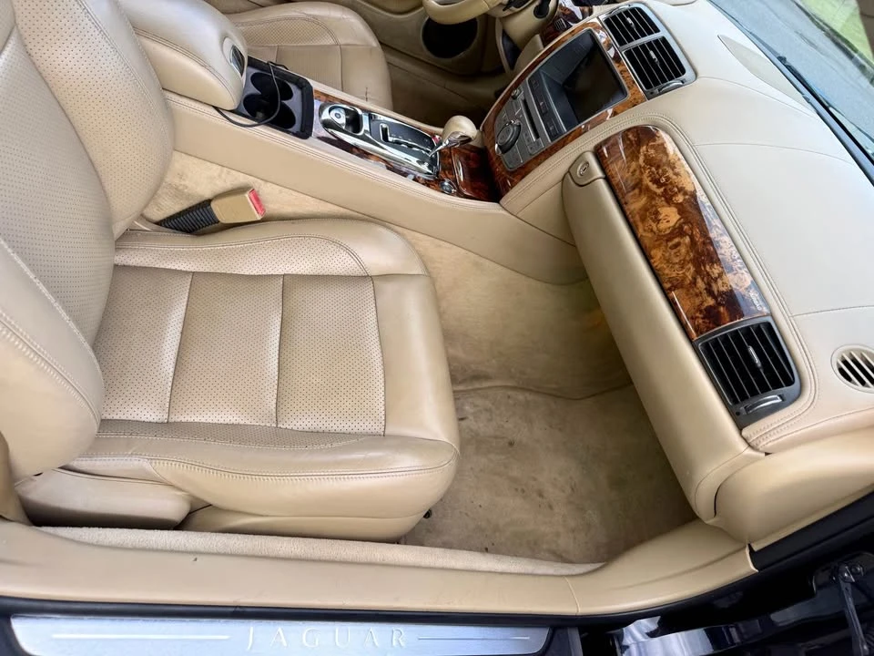 2009 Jaguar X150 XK - Image 11 of 17