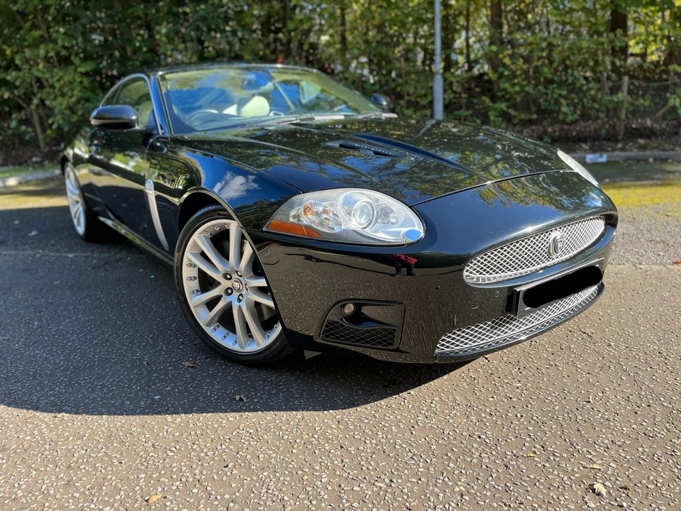 2009 Jaguar X150 XKR - Image 2 of 30