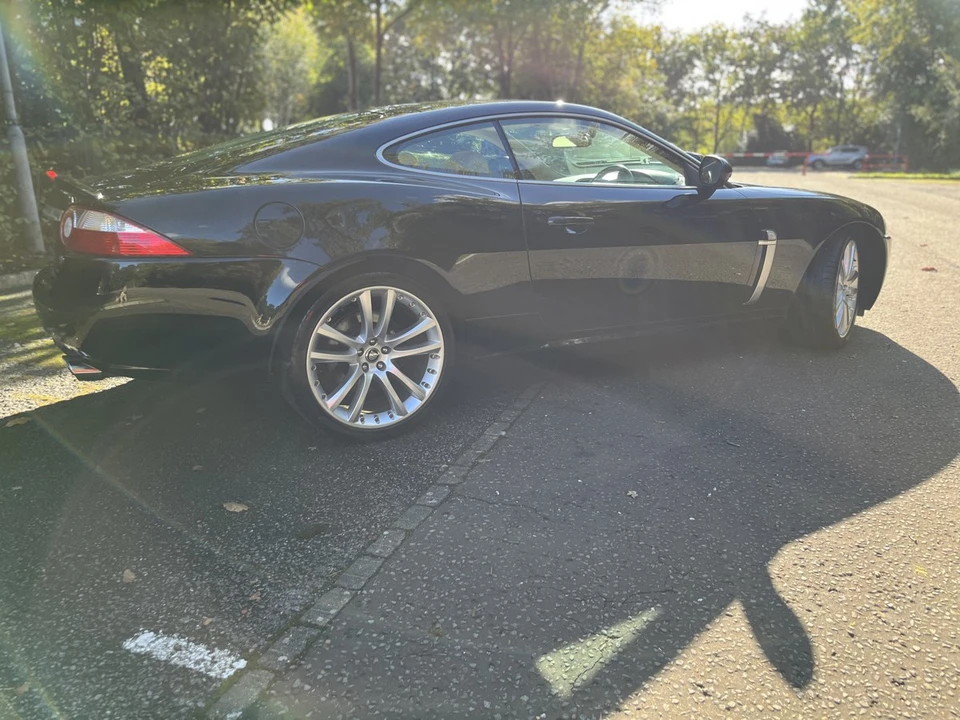 2009 Jaguar X150 XKR - Image 11 of 30