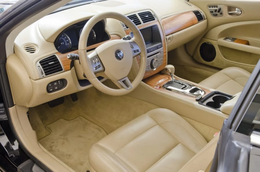2009 Jaguar X150 XKR - Image 3 of 10