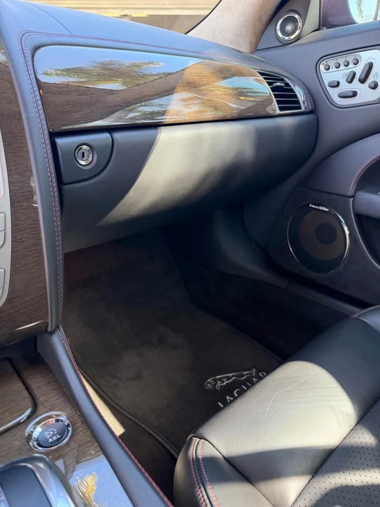 2009 Jaguar X150 XKR - Image 12 of 21