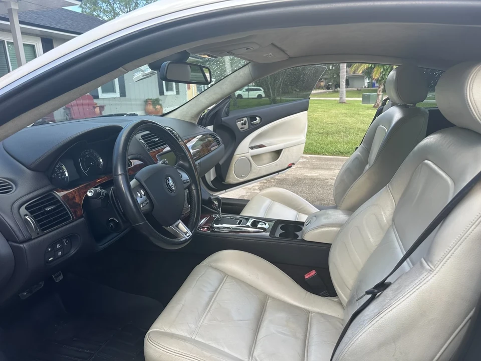 2009 Jaguar X150 XKR - Image 14 of 21