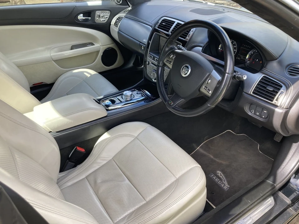 2009 Jaguar X150 XKR - Image 28 of 30