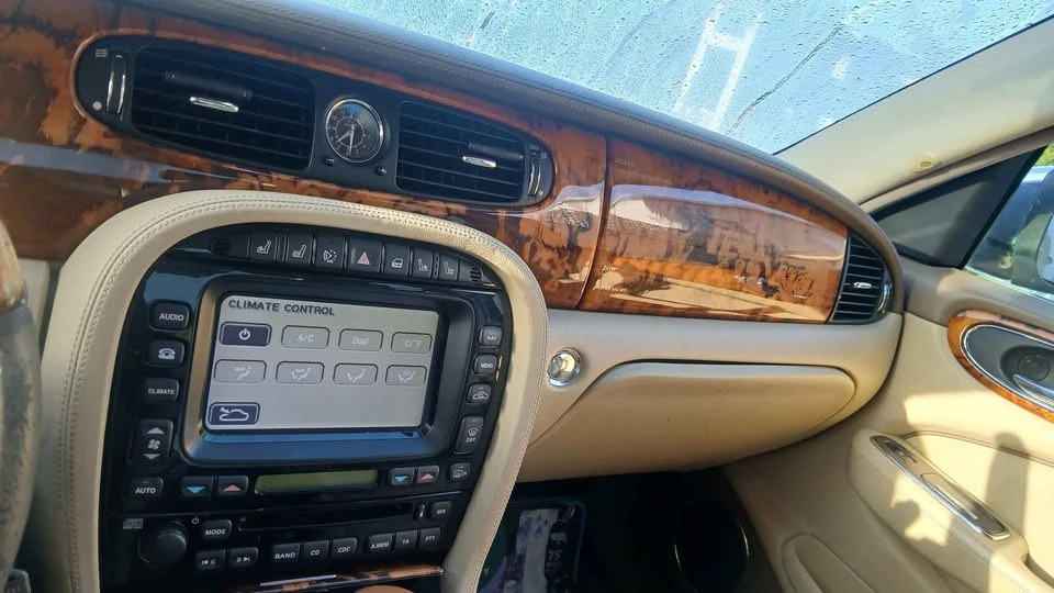 2009 Jaguar X250 XF - Image 3 of 19