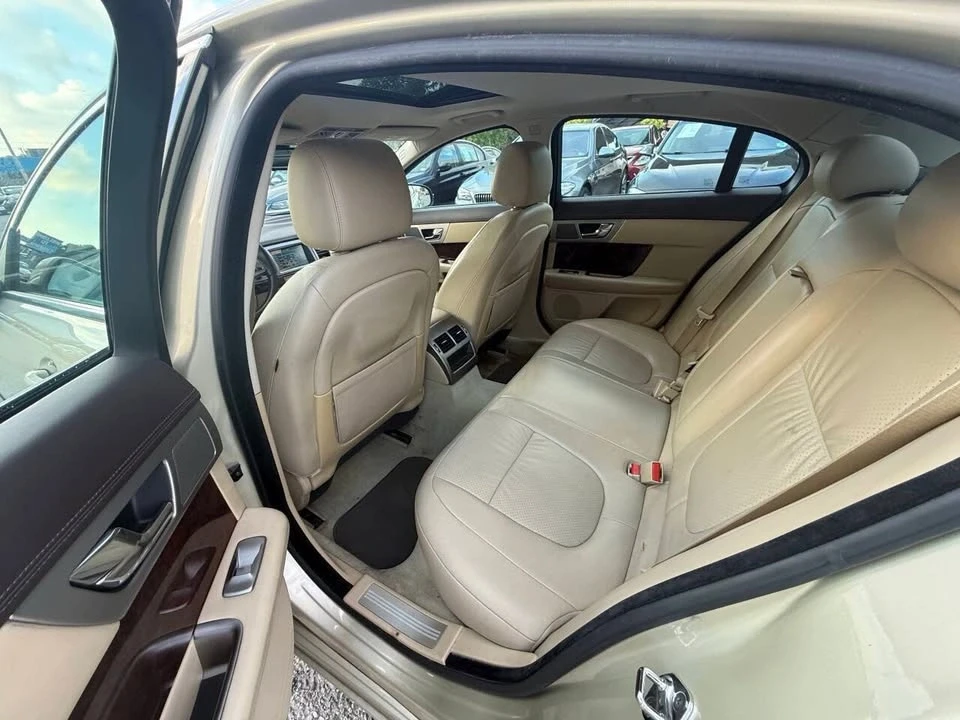 2009 Jaguar X250 XF - Image 10 of 20