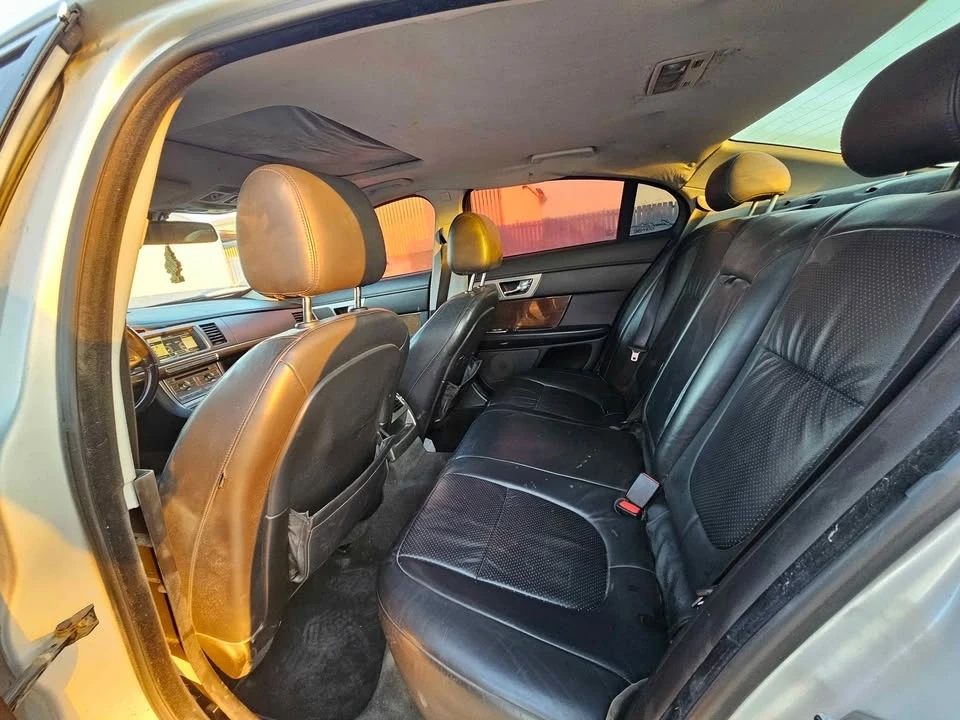 2009 Jaguar X250 XF - Image 10 of 12