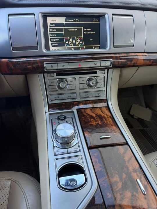 2009 Jaguar X250 XF - Image 5 of 10