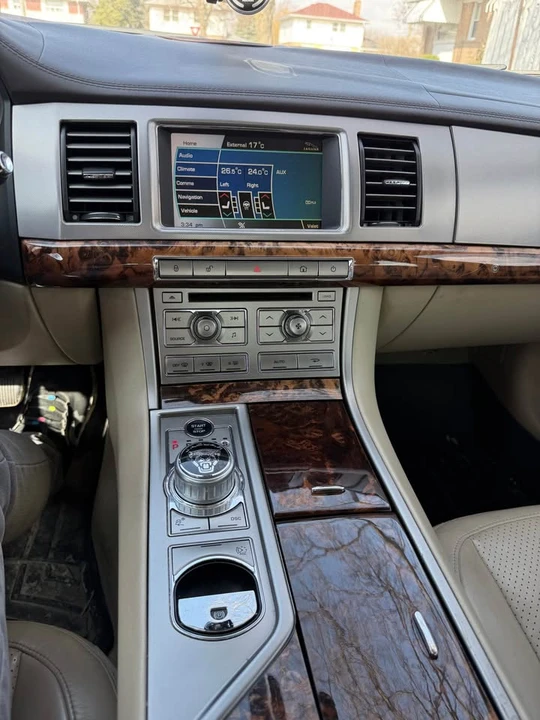 2009 Jaguar X250 XF - Image 6 of 7