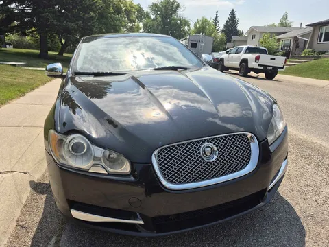 2009 Jaguar XF Premium Luxury