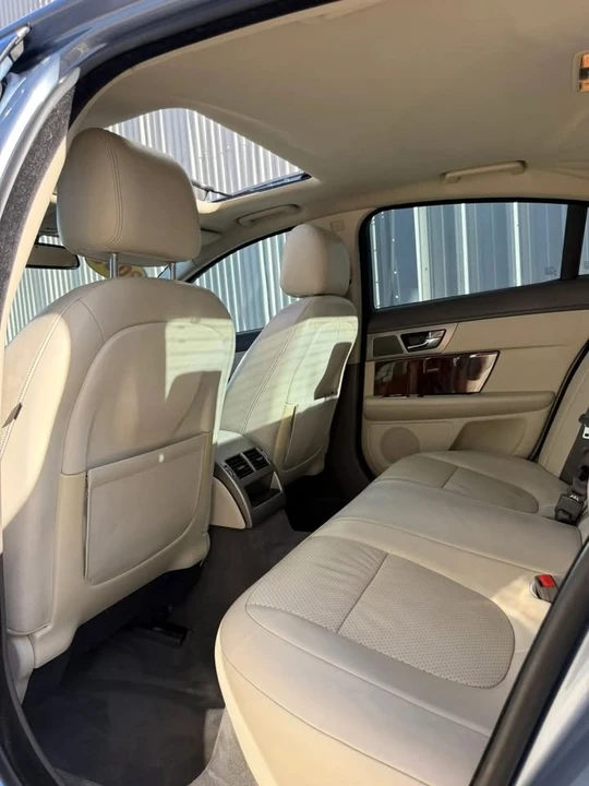2009 Jaguar X250 XF - Image 8 of 11