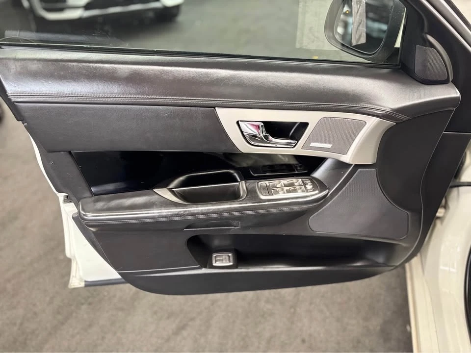 2009 Jaguar X250 XF - Image 7 of 20
