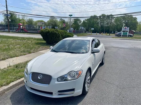 2009 Jaguar XF Luxury Sedan