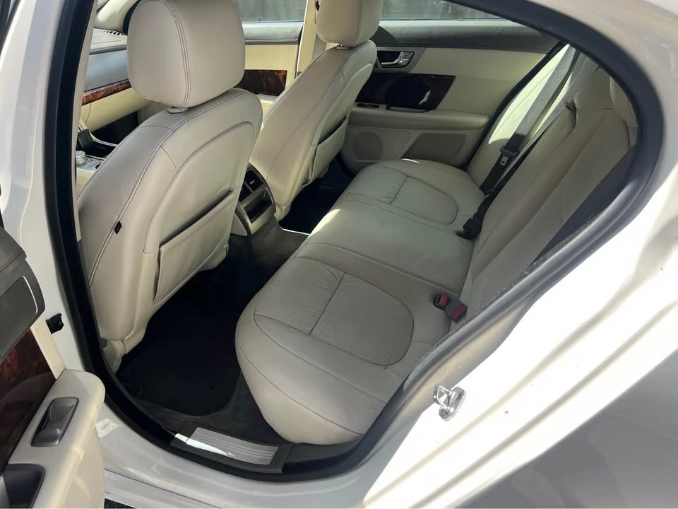 2009 Jaguar X250 XF - Image 8 of 10