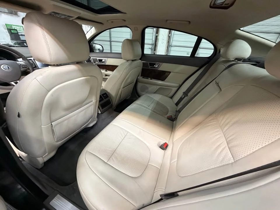 2009 Jaguar X250 XFR - Image 8 of 11