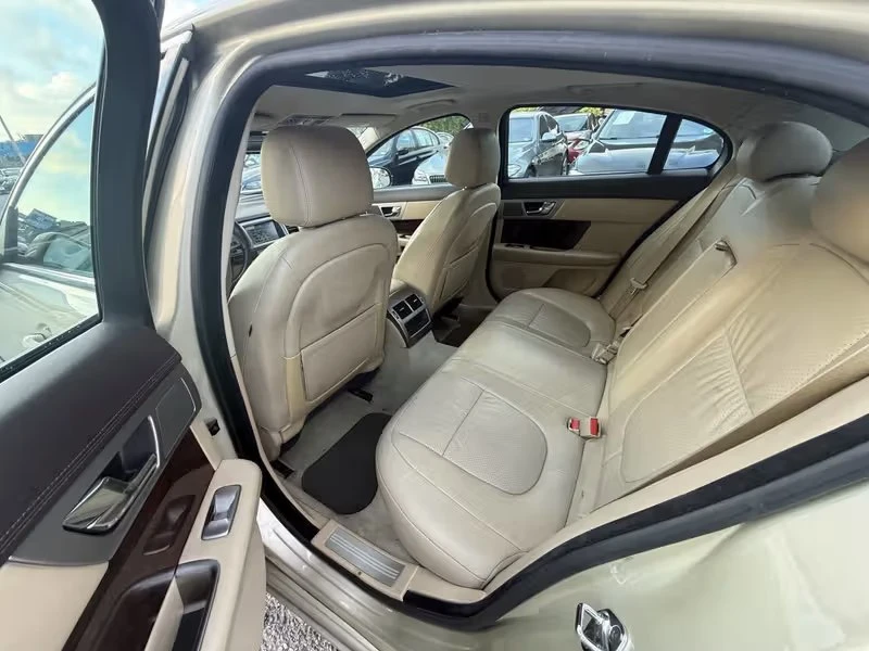 2009 Jaguar X250 XF - Image 10 of 20