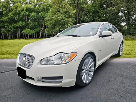 2009 Jaguar XF Premium Luxury