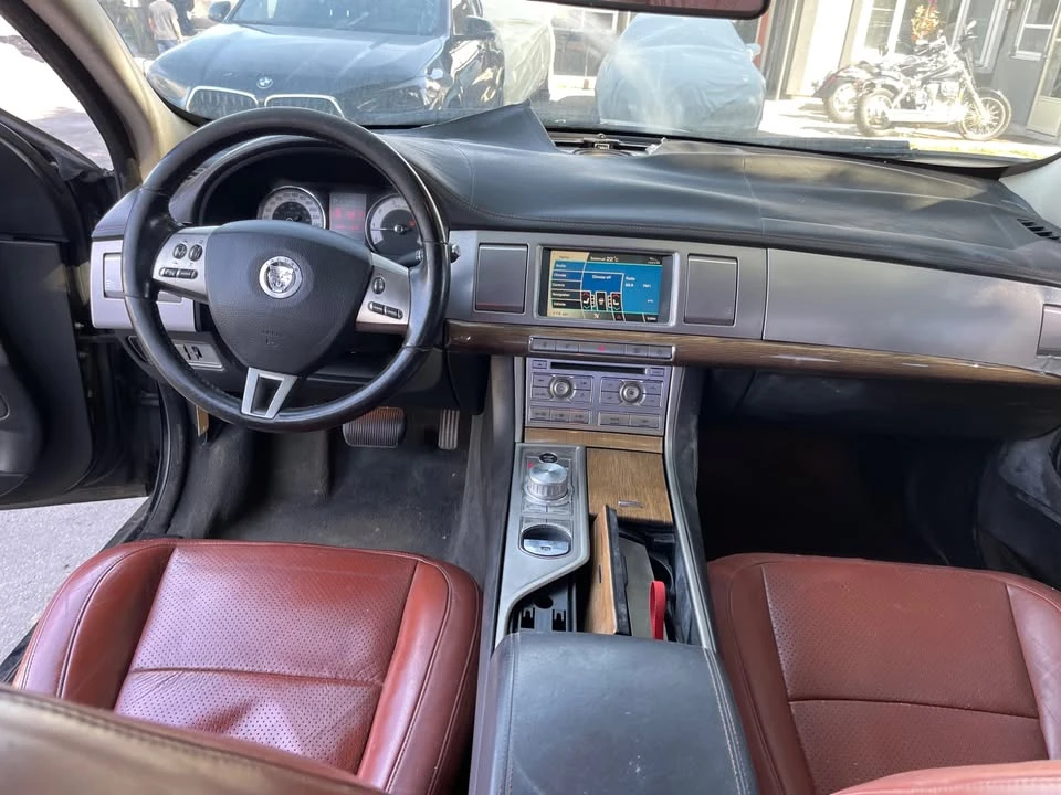 2009 Jaguar X250 XFR - Image 10 of 13