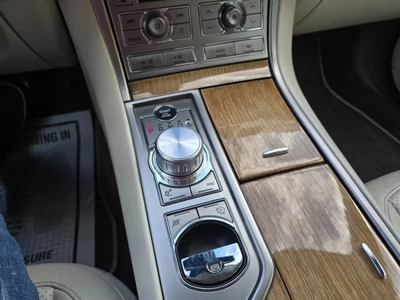 2009 Jaguar X250 XF - Image 8 of 16