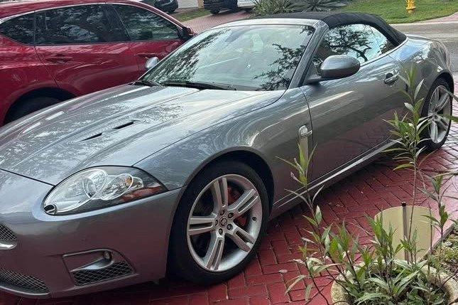 2009 Jaguar X150 XKR - Image 2 of 17