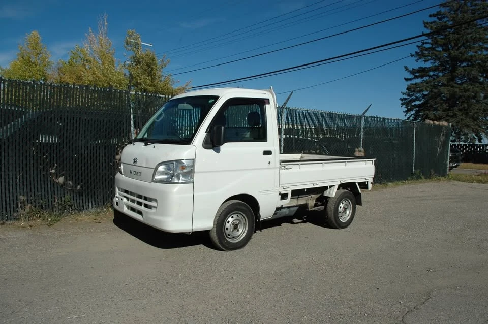 2009 Daihatsu Hijet - Image 2 of 17