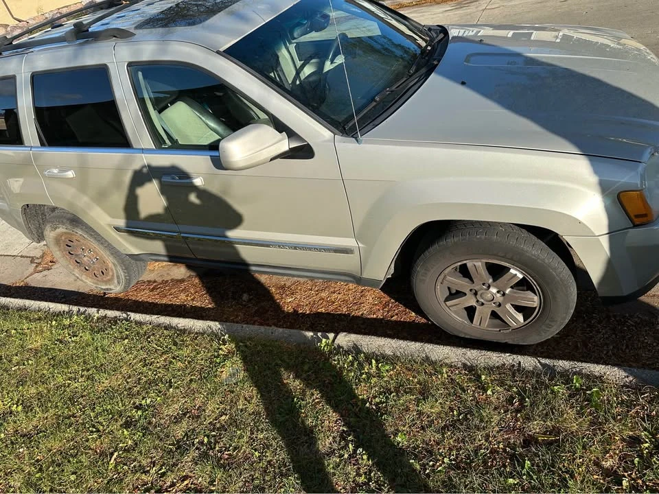 2009 Jeep Cherokee - Image 3 of 12