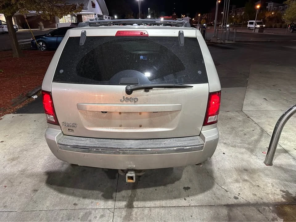 2009 Jeep Cherokee - Image 9 of 12