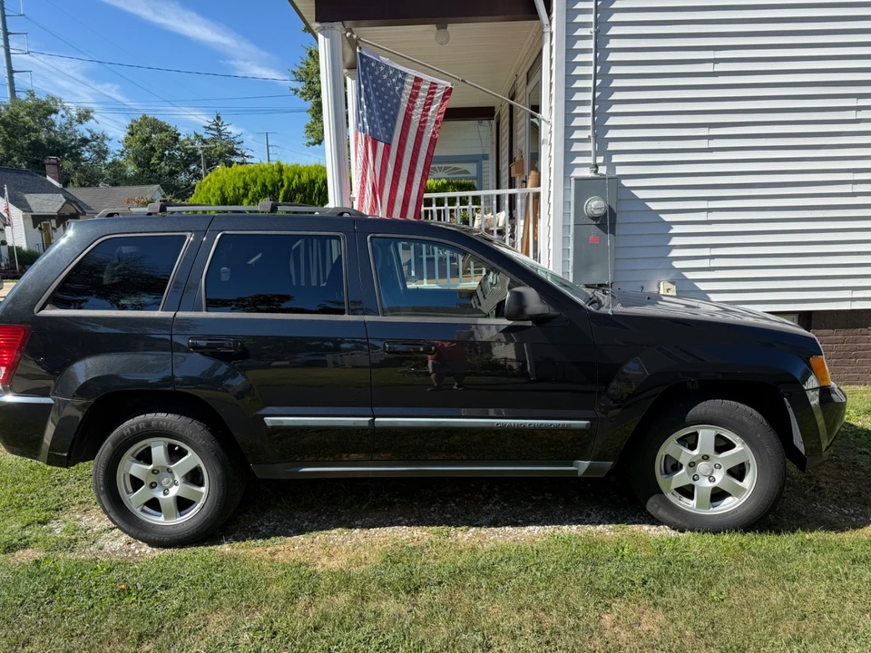 2009 Jeep WK Grand Cherokee - Image 2 of 13