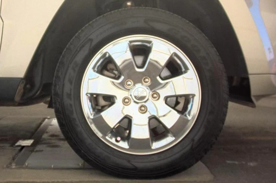 2009 Jeep WK Grand Cherokee - Image 7 of 15