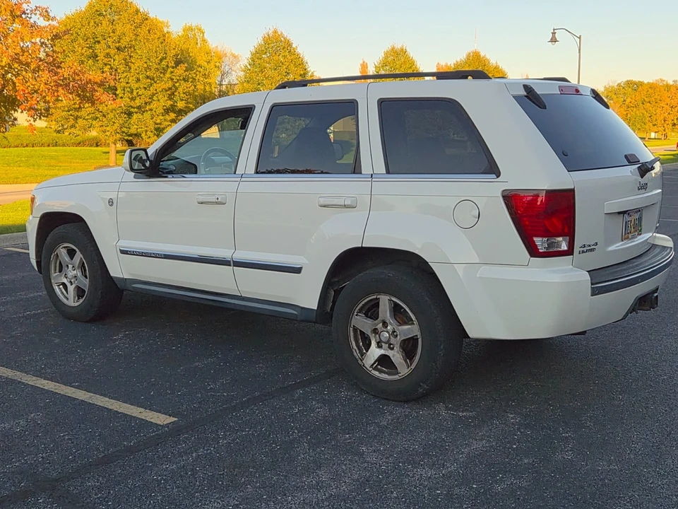 2009 Jeep WK Grand Cherokee - Image 10 of 14