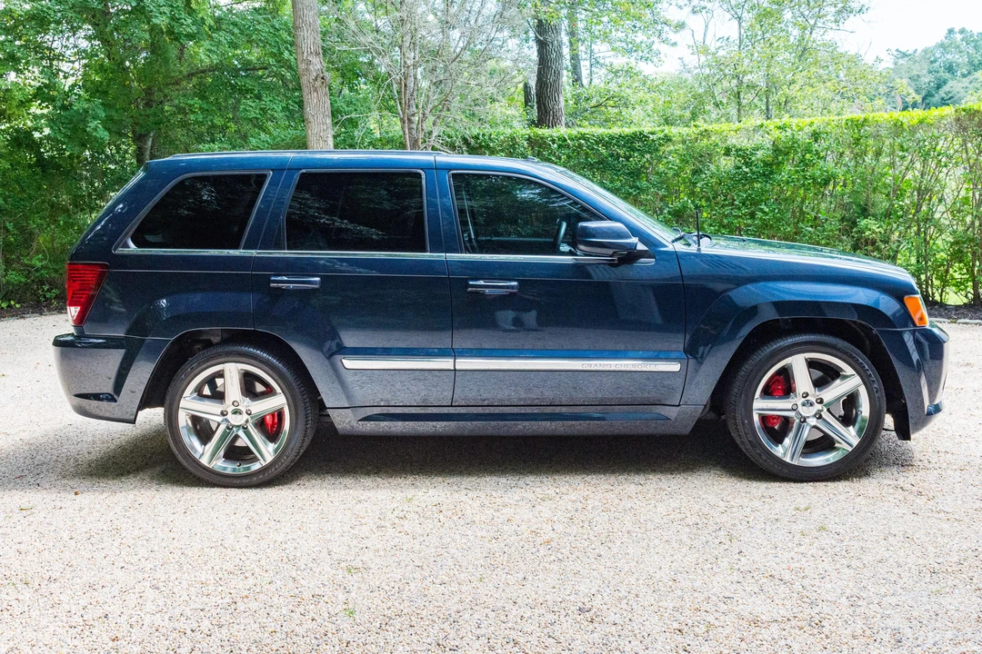 2009 Jeep WK Grand Cherokee SRT - Image 8 of 31