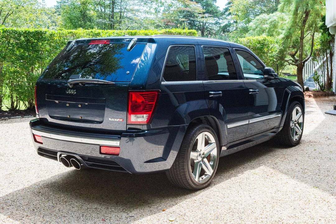 2009 Jeep WK Grand Cherokee SRT - Image 4 of 31