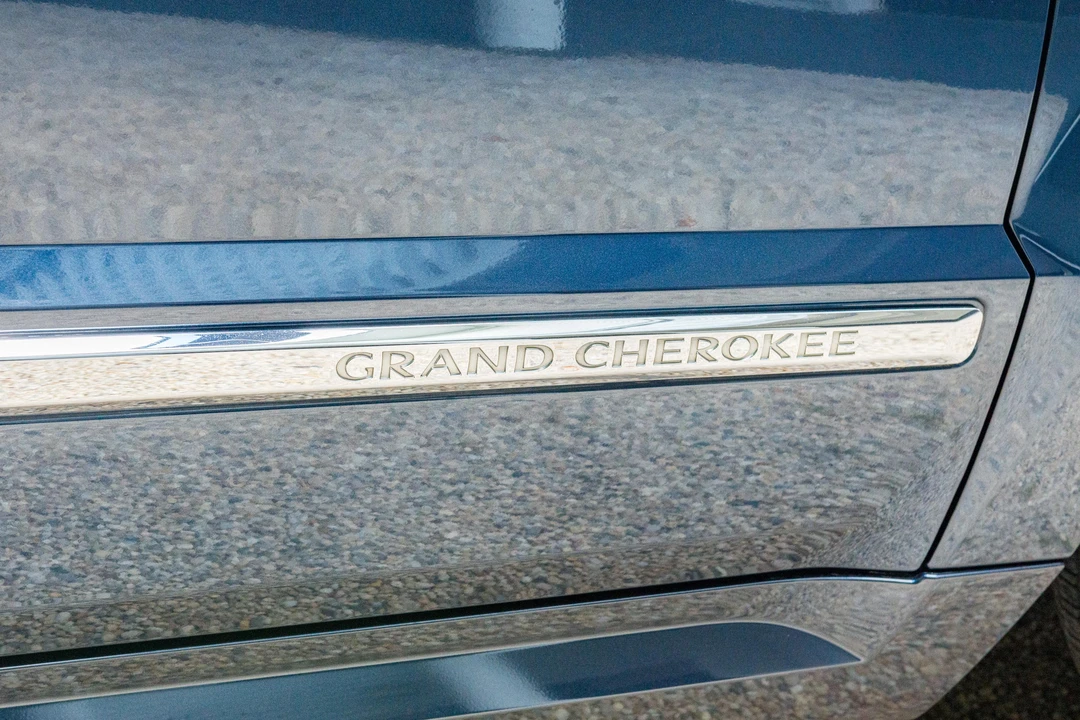 2009 Jeep WK Grand Cherokee SRT - Image 26 of 31