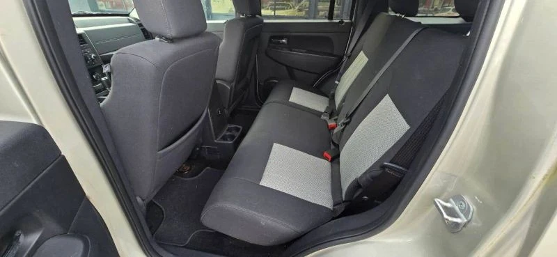 2009 Jeep KK Liberty - Image 7 of 8