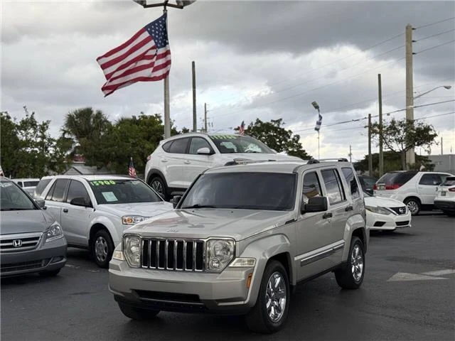2009 Jeep KK Liberty - Image 2 of 12