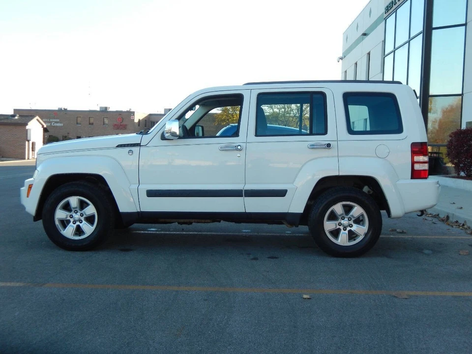 2009 Jeep KK Liberty - Image 10 of 12