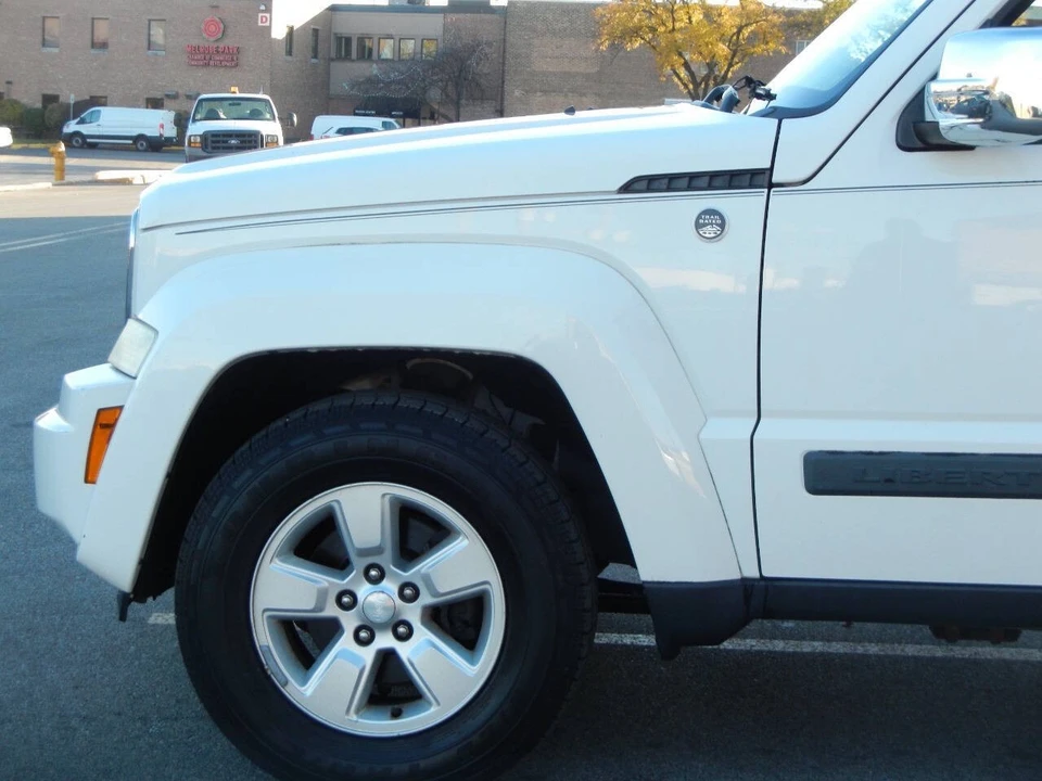 2009 Jeep KK Liberty - Image 12 of 21
