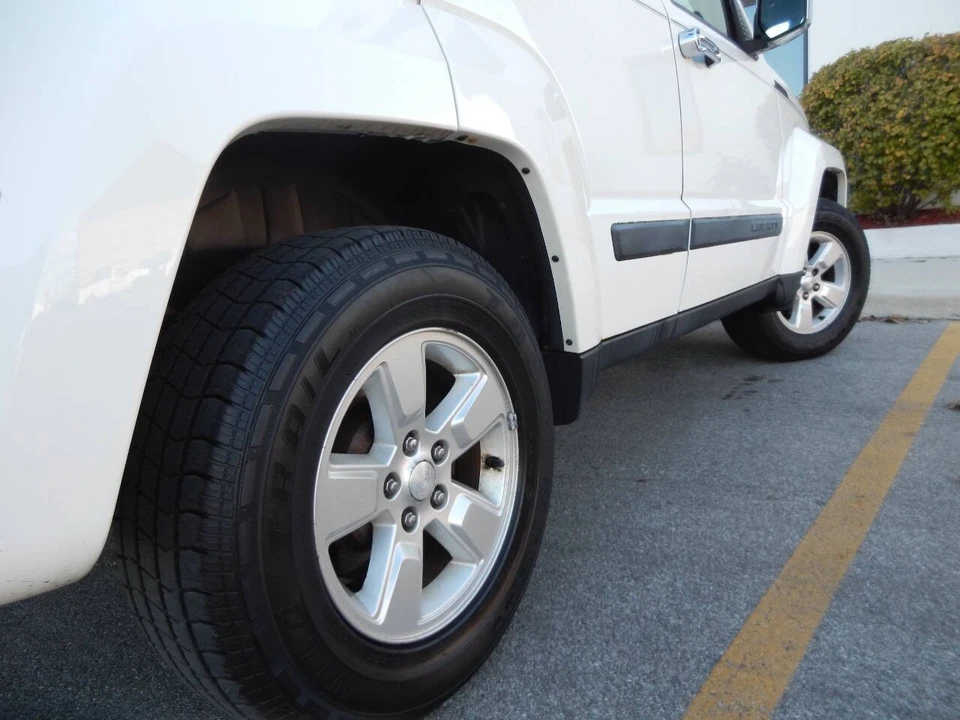 2009 Jeep KK Liberty - Image 18 of 21
