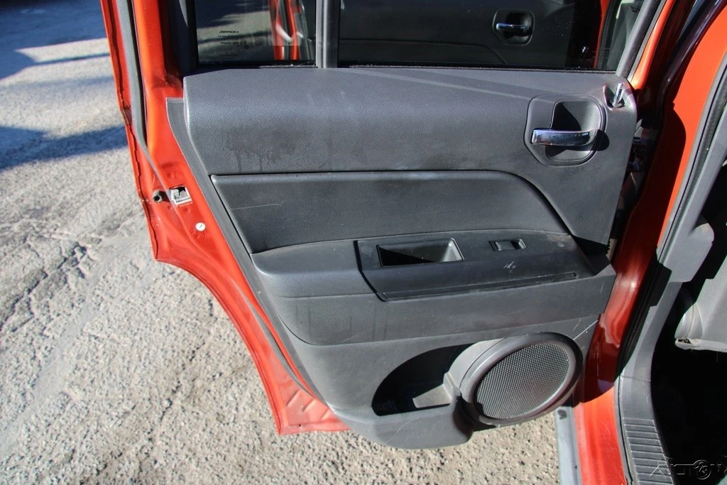 2009 Jeep Patriot - Image 18 of 21