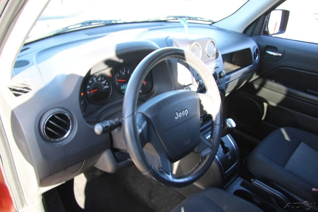 2009 Jeep Patriot - Image 13 of 21