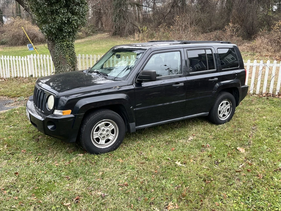 2009 Jeep Patriot - Image 2 of 5