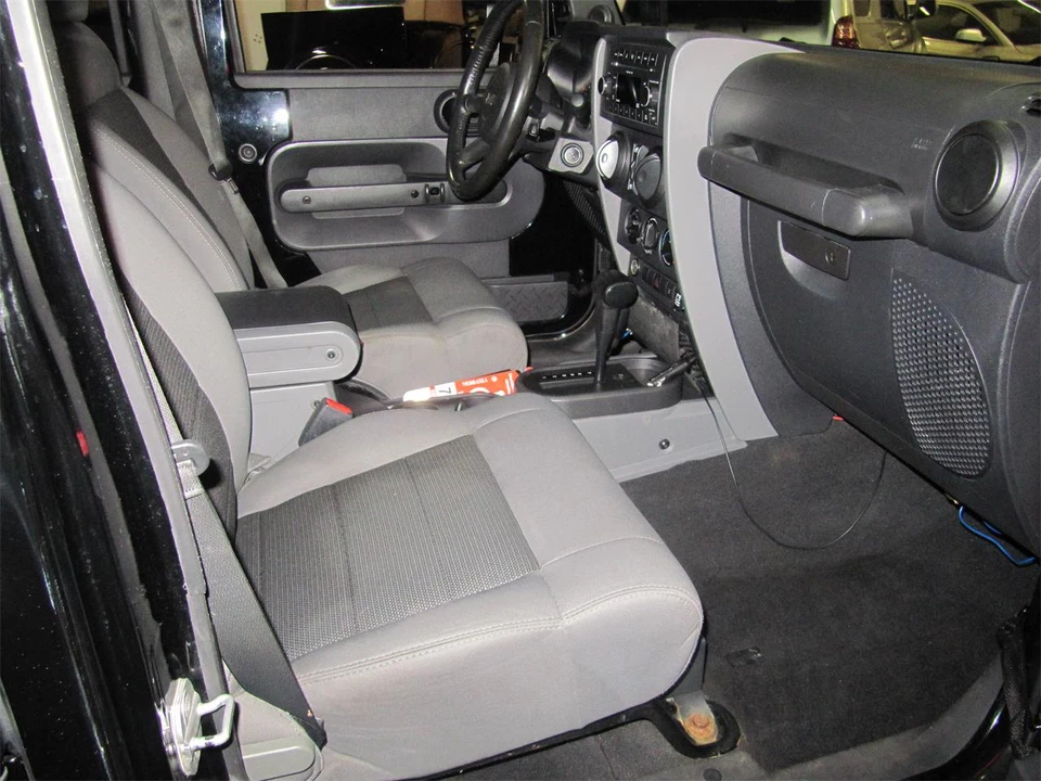 2009 Jeep JK Wrangler - Image 24 of 31
