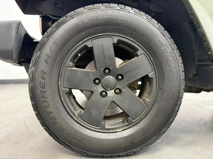 2009 Jeep JK Wrangler - Image 18 of 20
