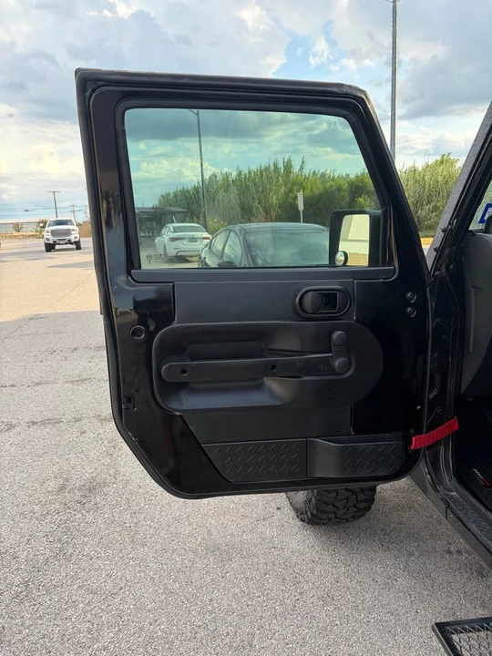 2009 Jeep JK Wrangler - Image 6 of 13
