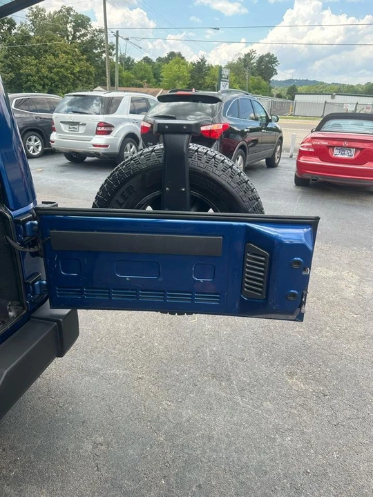 2009 Jeep JK Wrangler - Image 19 of 20