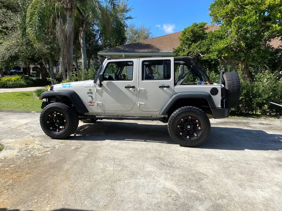 2009 Jeep JK Wrangler - Image 2 of 3