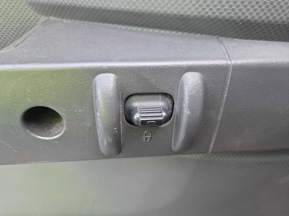 2009 Jeep JK Wrangler - Image 13 of 20