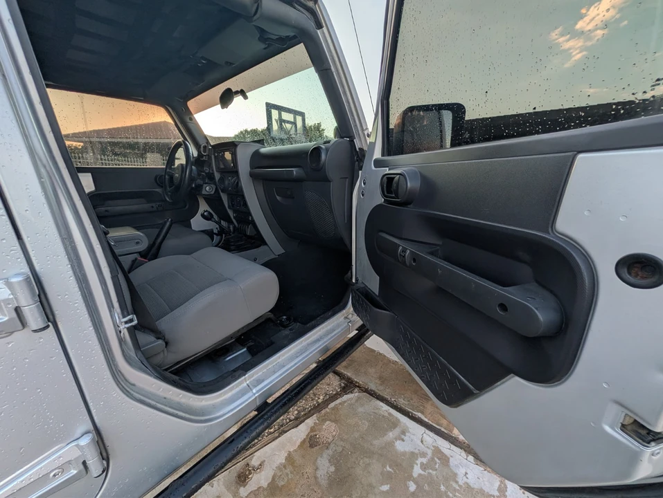 2009 Jeep JK Wrangler - Image 26 of 28