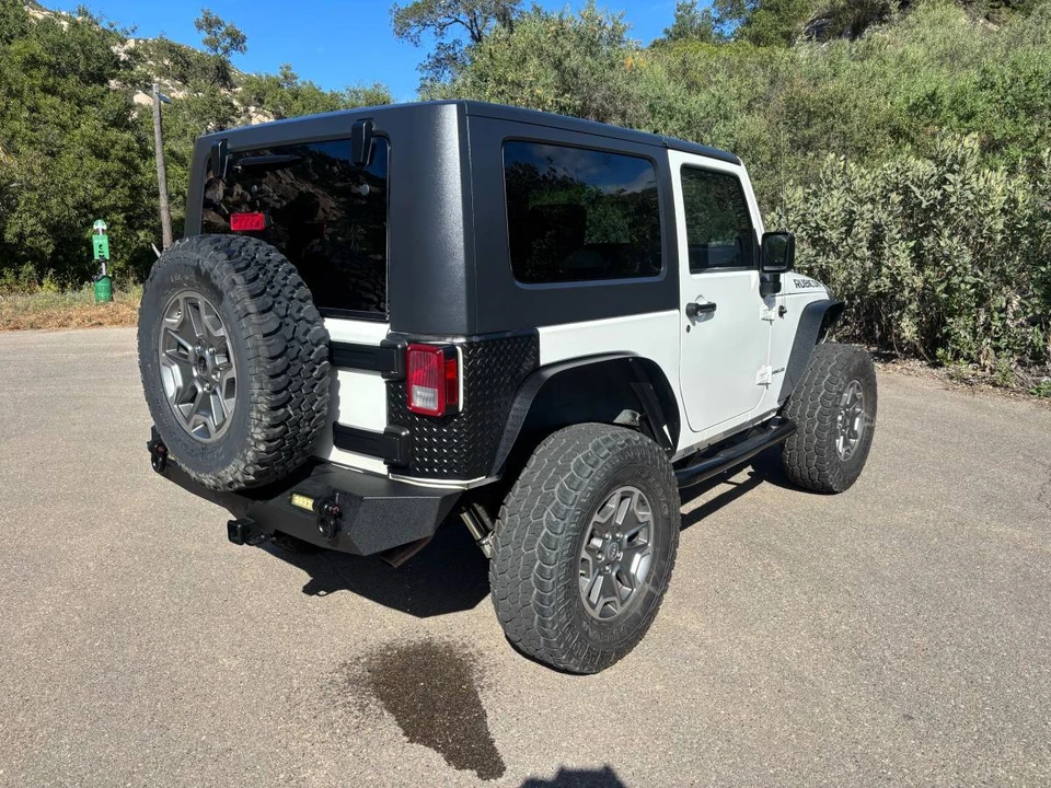 2009 Jeep Wrangler - Image 14 of 17
