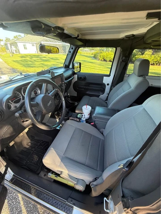 2009 Jeep JK Wrangler - Image 11 of 13