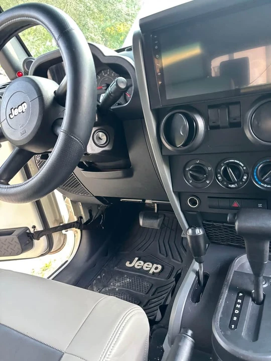 2009 Jeep JK Wrangler - Image 14 of 16
